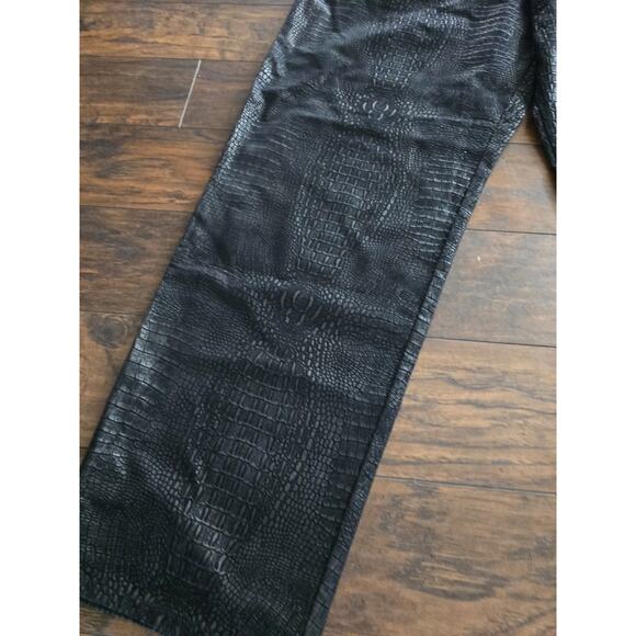 Vintage Guess Jeans Men 42 x 32 Black Embossed Crocodile Skin Pants Straight - Picture 2 of 14